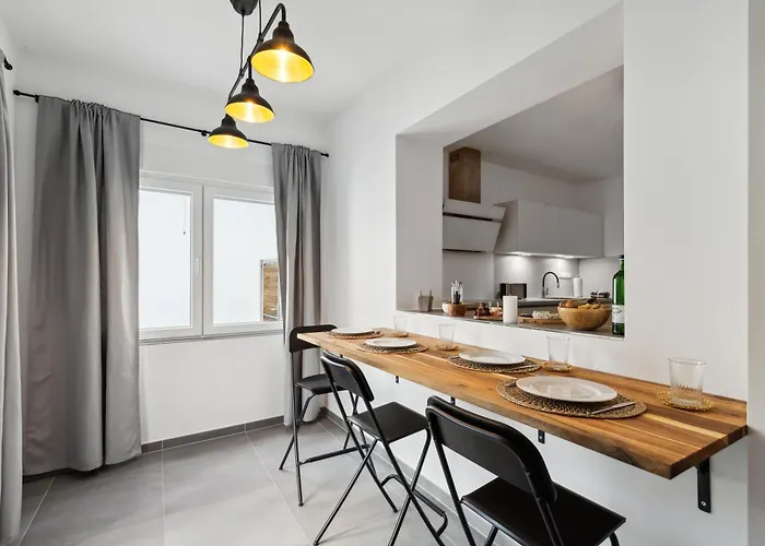 Modern Living - Basf - Ma - Pfalz - 1 Gym 2 Working Spaces