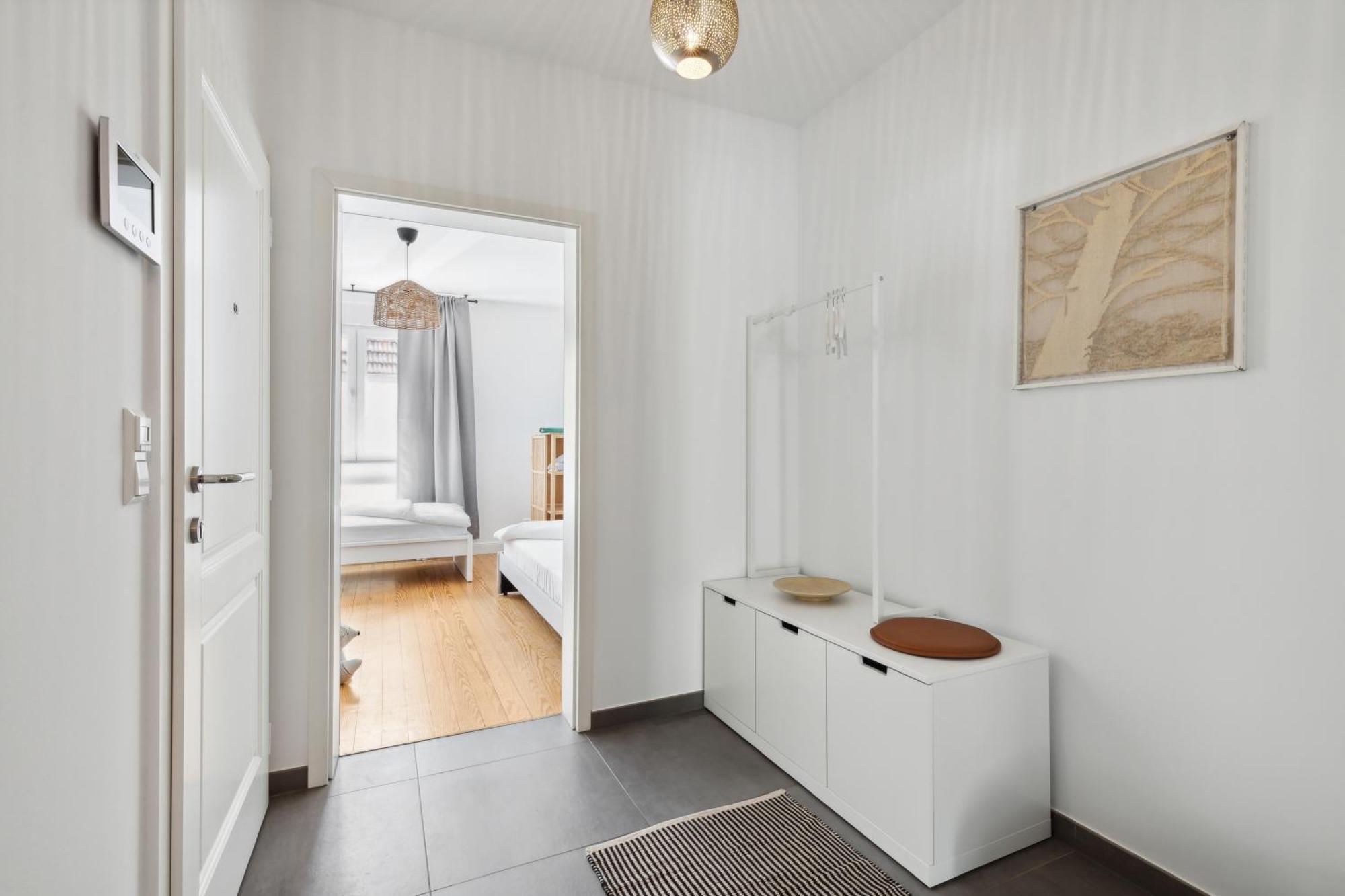 Modern Living - Basf - Ma - Pfalz - 1 Gym 2 Working Spaces *